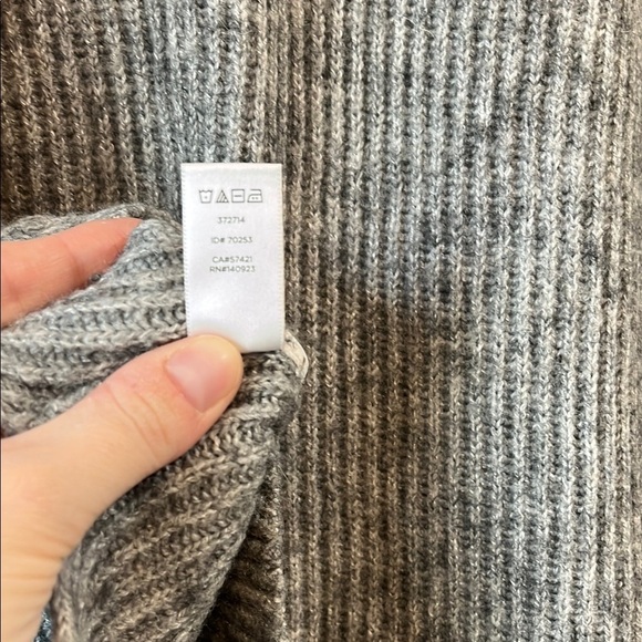 LOFT Chunky Knit Ribbed Wool Blend Gray Sweater w/ Rounded Hem - Size Small - Picture 13 of 13